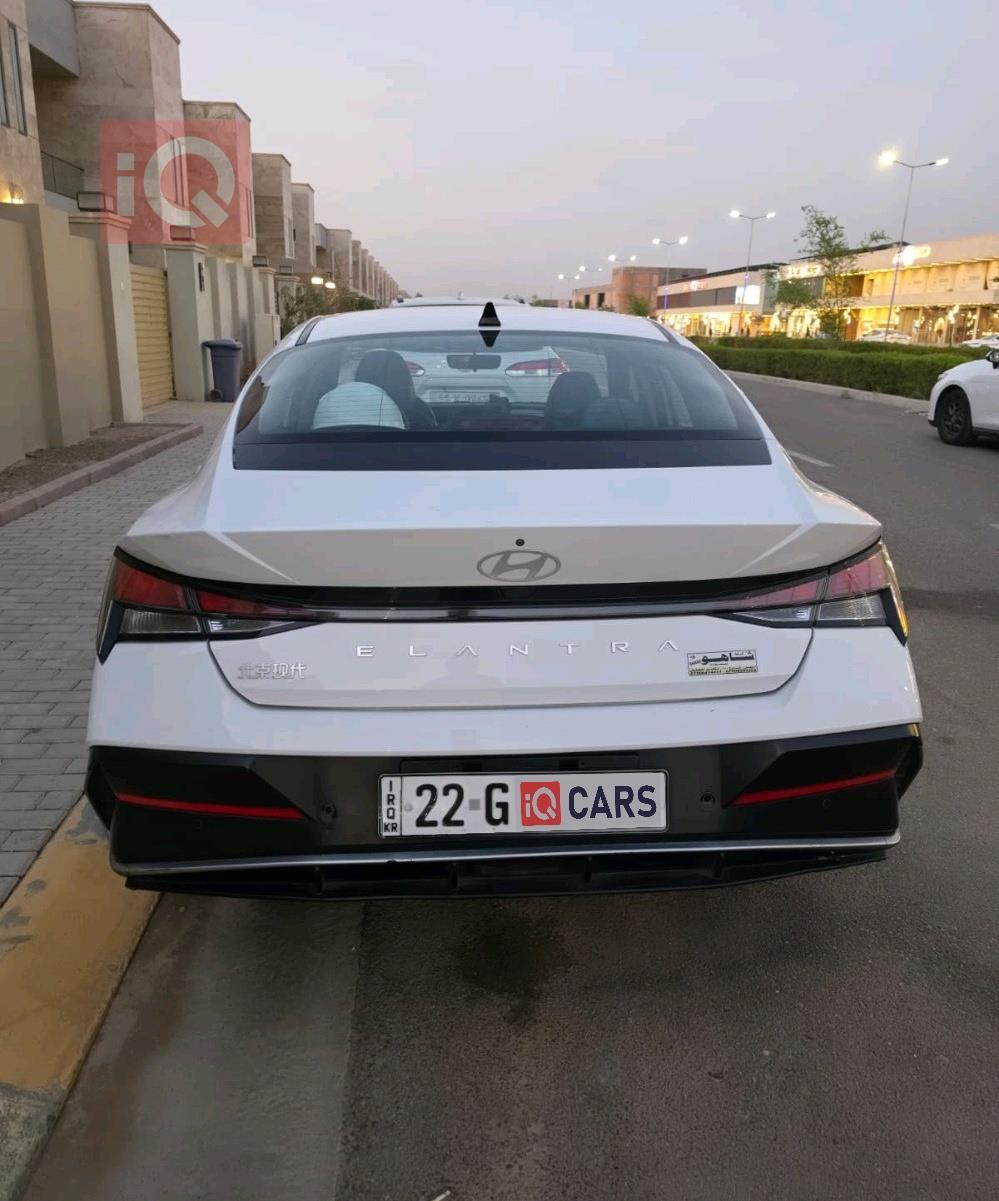 هيونداي النترا
